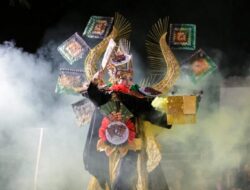 Kreatif! Kostum Karnival Tema Sate hingga Tudung Aceh Dipamerkan Carnival Putroe Phang